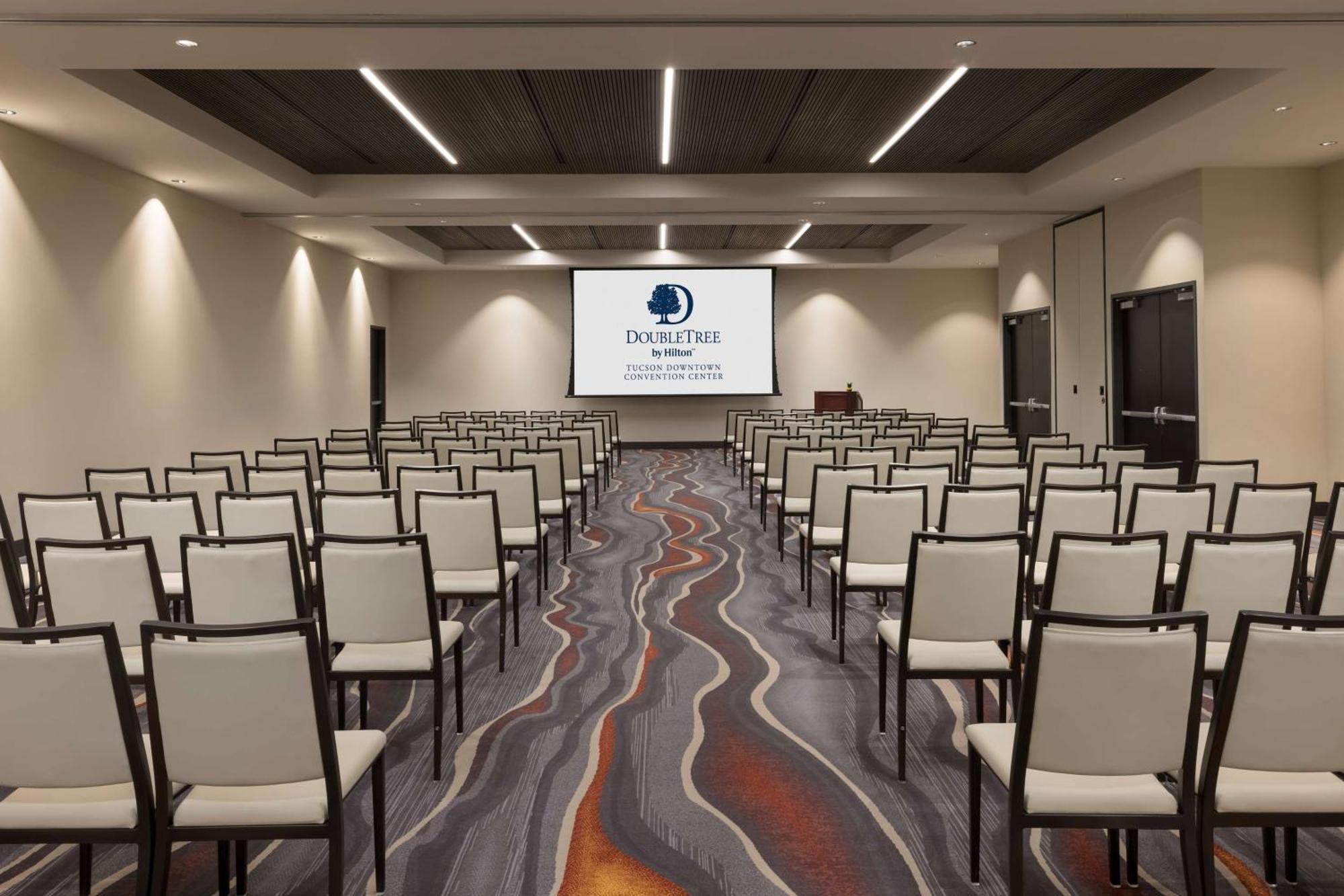Doubletree By Hilton Tucson Downtown Convention Center Hotel Bagian luar foto